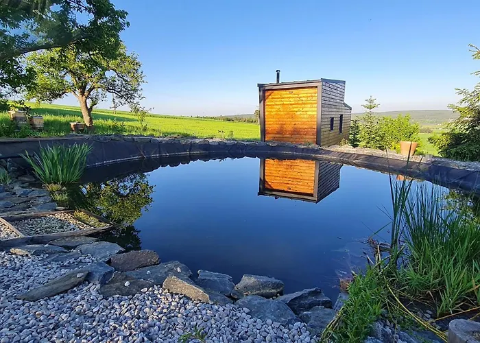 Tiny House Pod Tresni 度假居